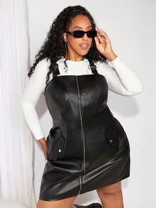 SHEIN CURVE+ 大碼拉鏈開襟PU皮革背帶洋裝不帶T恤 - 黑色 - 查看 3