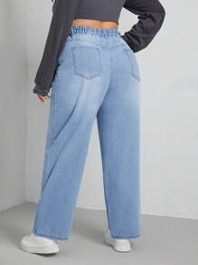 SHEIN EZwear Plus High Waist Straight Leg Boyfriend Jeans - Light Wash - View 2