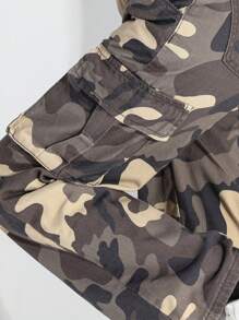 SHEIN 青少年女孩迷彩印花翻蓋口袋工裝牛仔褲 - 軍綠色 - 查看 5