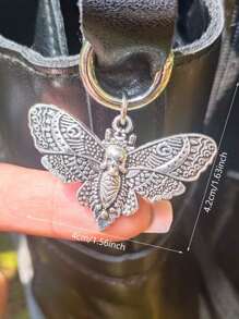 ROMWE Goth 2入組蝴蝶形狀鞋飾 - 銀色 - 查看 3