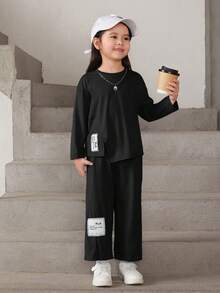 SHEIN 女小童標語圖案落肩T恤和褲子 - 黑色 - 查看 4