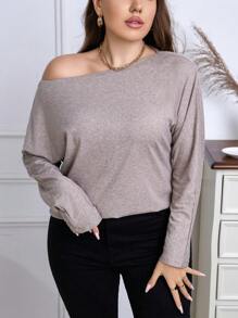 SHEIN Clasi 大碼素色船領落肩T恤 - 卡其色 - 查看 1