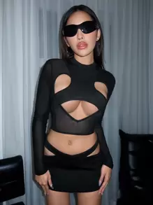 SHEIN ICON Cắt ra phía trước Lưới tương phản Áo phông Crop - màu đen - Xem 1