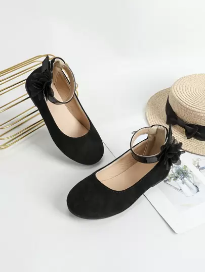 Fashionabel Platt Syntetiskt Läder Dansskor För Studenter , Bekvämt Utomhus Skor För Liten Tjejer