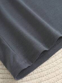 SHEIN EZwear 大碼蝴蝶&愛心圖案T恤 - 深灰色 - 查看 4