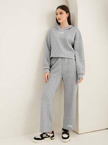 Mulvari Capucha con parche de letra de hombros caídos