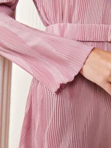BizChic Ren Mộc nhĩ Plisse Váy có thắt lưng - Bụi hồng - Xem 7