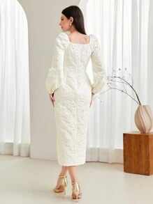 Modelyn 提花燈籠袖下擺開叉洋裝 - 白色 - 查看 2