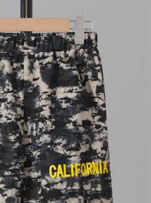 男大童1入組字母圖案連帽夾克和1入組長褲 - 彩色 - 查看 5