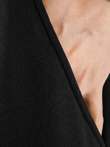 Manfinity EMRG 男士交叉印花腰部抽繩衛褲 - 黑色 - 查看 5