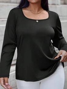 RueChic Plus Solid Scoop Neck Tee - Black - View 3