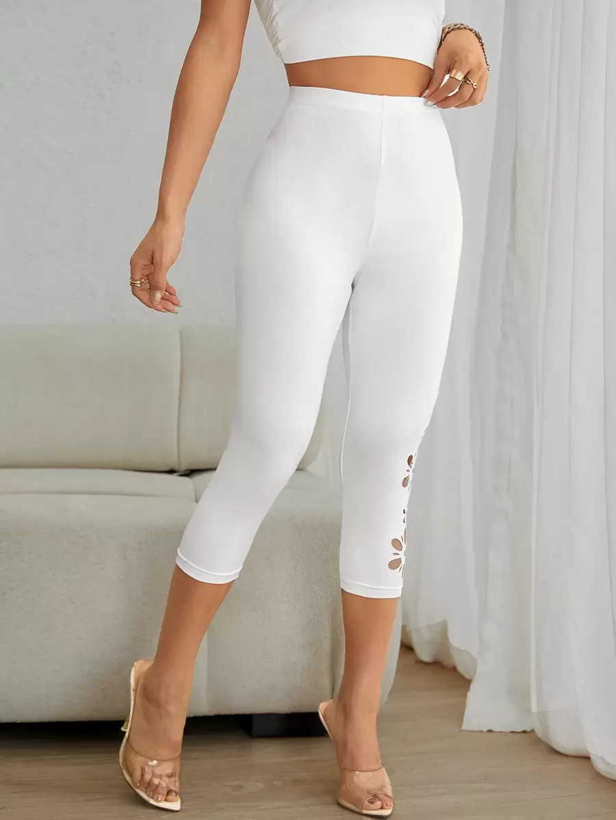 SHEIN Privé 素色花卉圖案鏤空七分緊身打底褲 - 白色 - 查看 1