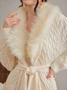 Modelyn Chất rắn Váy len bó sát & 	
Fuzzy Vòng cổ Áo len Mở - Màu be - Xem 3