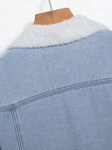 Manfinity Hypemode 男士破洞加絨內裏牛仔夾克不帶T恤 - 淺色水洗藍 - 查看 7