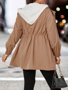 Calvaya 休閒口袋純色大碼外套 - 卡其色 - 查看 2