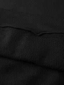 Manfinity EMRG 寬鬆版男士口號和人物圖形燙印連帽衛衣,帶有袋和拉繩閉合 - 黑色 - 查看 5