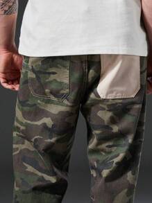 Manfinity Roughcore Men Plus Camo Print Straight Leg Jeans