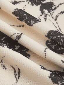 SHEIN MOD In hoa Nếp gấp Phần Ngực Fringe Hem Váy Dây - Màu be - Xem 4