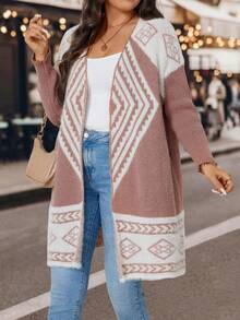 Calvaya Áo khoác cardigan hở vai họa tiết hình học cỡ lớn - Nhiều màu - Xem 7