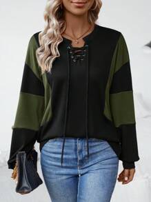 SHEIN LUNE 休閒繫帶 金屬氣眼撞色女士T恤 - 彩色 - 查看 3