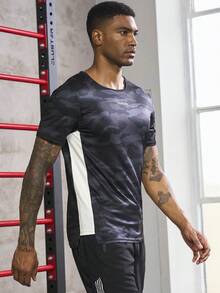 Manfinity Sport Corelite 男士迷彩印花字母圖案運動T恤 - 彩色 - 查看 6