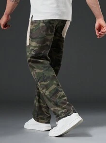 Manfinity Roughcore Men Plus Camo Print Straight Leg Jeans