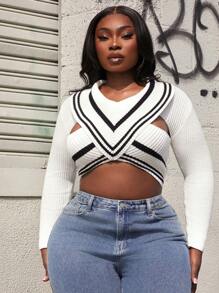 Slaydiva Plus Striped Pattern Crisscross Front Crop Sweater - Black and White - View 4