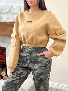 SHEIN EZwear Đồ họa Chữ cái Túi có nắp Thả vai Áo len crop - Màu Khaki - Xem 6