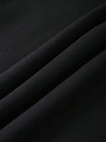 SHEIN EZwear 奶牛圖案加絨內裏運動衫 - 黑色 - 查看 3