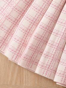 SHEIN Cô Gái Trẻ Viền Ruffle Nơ mặt trước Áo len Mở & Kẻ sọc Xếp li Váy len nửa mảnh - Hồng - Xem 3