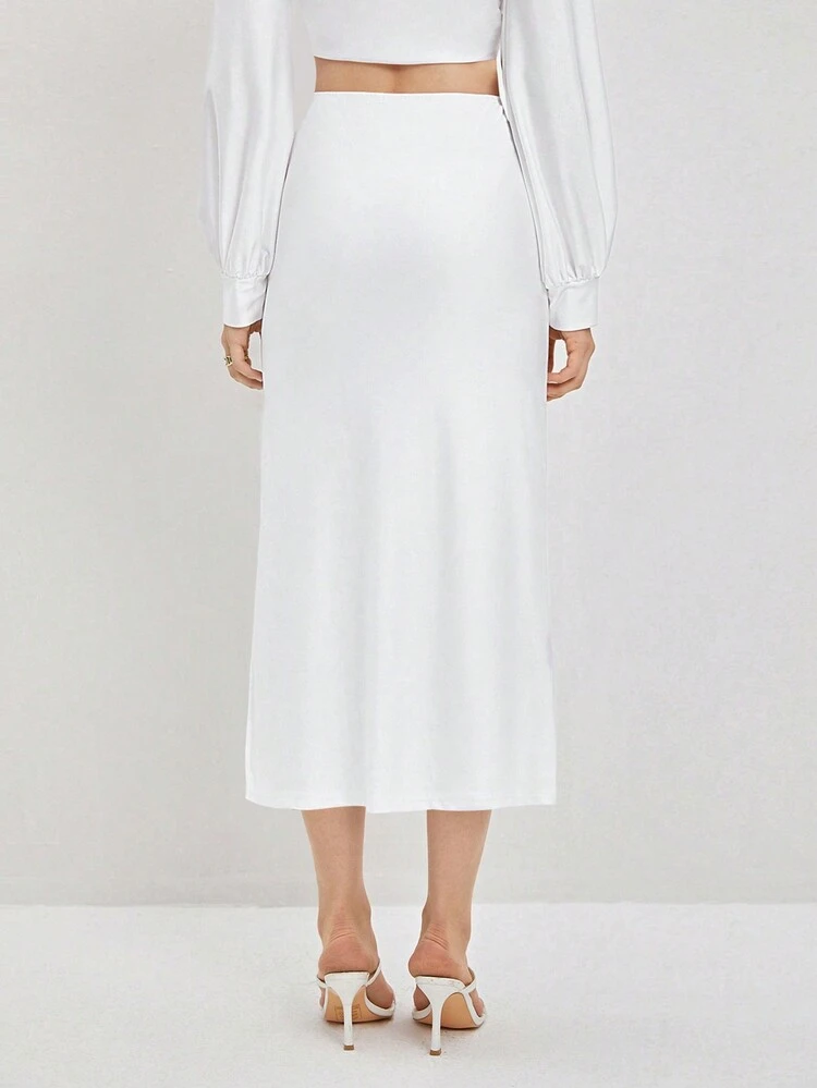 Solid Ruched Front Skirt