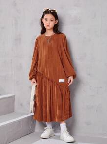 SHEIN Tween Girl Letter Patched Lantern Sleeve Ruffle Hem Smock Dress