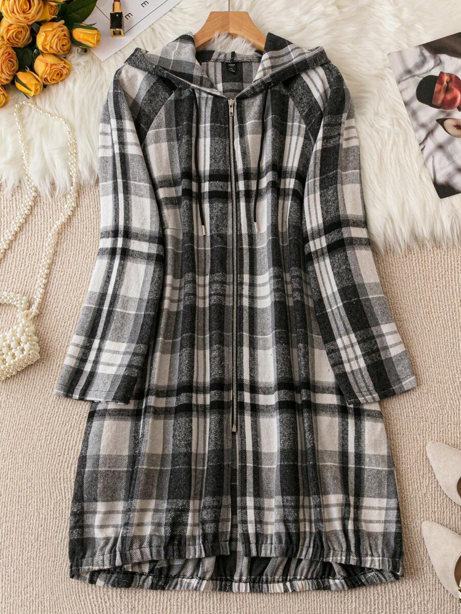 SHEIN LUNE Hơn In kẻ sọc Tay Raglan Dây rút Áo trùm đầu - Đen và trắng - Xem 1