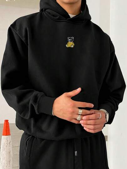 Manfinity Homme Loose Fit Men Cartoon Graphic Hoodie, Fall