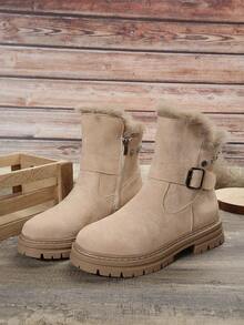 女性踝靴和短靴