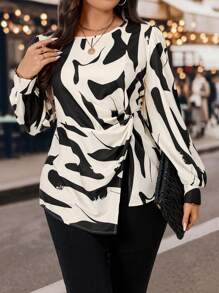Calvaya Plus Graphic Print Twist Front Asymmetrical Hem Blouse