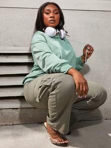 Slaydiva Plus Size Letter Graphic Drop Shoulder Sweatshirt - Green - View 3