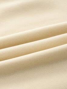 SHEIN Essnce Dâu tây & Đồ họa Chữ cái Túi kangaroo Dây rút Lót nhiệt Hoodie - Màu be - Xem 9