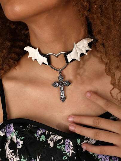 Goth 1pc Funky Bat & Heart Cross Decor Choker For Women For Daily Decoration