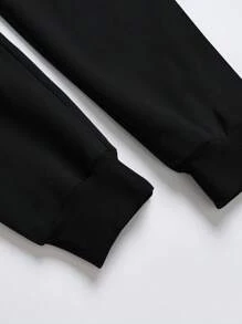 Manfinity Men Letter Graphic Kangaroo Pocket Hoodie & Sweatpants - Red - View 7