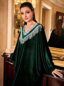 Al Najma Contrast Sequin Fringe Trim Batwing Sleeve Velvet Kaftan - Dark Green - View 4