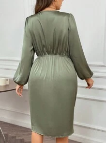 SHEIN Clasi Plus V Neck Lantern Sleeve Ruched Wrap Hem Dress - Army Green - View 2