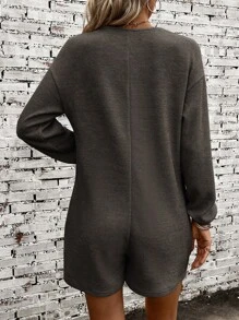 SHEIN LUNE 半排扣落肩袖口袋貼布連身短褲 - 深灰色 - 查看 2