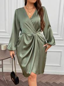 SHEIN Clasi Plus V Neck Lantern Sleeve Ruched Wrap Hem Dress - Army Green - View 3