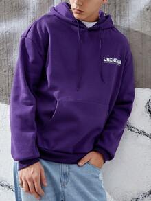 Manfinity EMRG Men's Oversize Hoodie With Slogan & Figure Graphic, Drop Shoulders - Purple - View 2