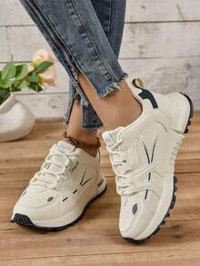 跑步鞋適用於秋冬,透氣網布時尚女性老爹鞋