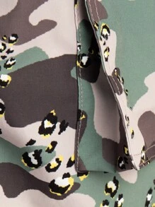 Hauture Camo Print Flap Pocket Lapel Romper