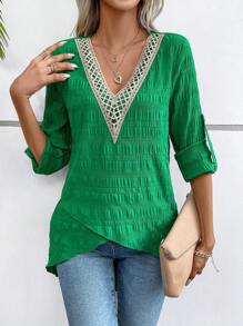 SHEIN LUNE Contrast Guipure Lace Roll Tab Sleeve Wrap Hem Blouse - Green - View 6