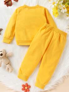 Baby Girl Bear Print Sweatshirt & Sweatpants - Yellow - View 2