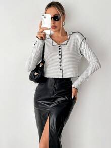 SHEIN Essnce Camiseta con estampado de rayas con botón delantero ribete en forma de lechuga